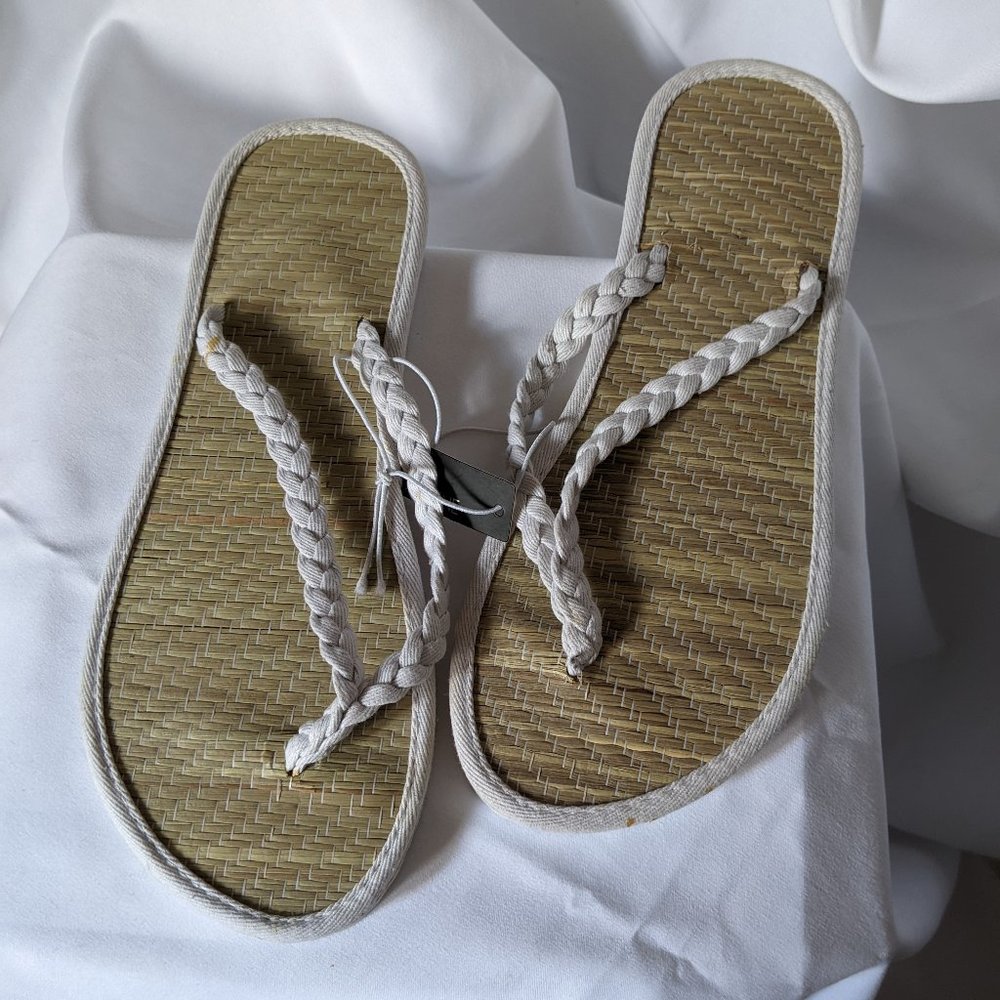 free w/ purchase - NWOT (but with a little stain) - straw flip flops from Ardene